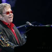 ELTON JOHN & BAND - Vstopnice © ELTON JOHN & BAND - Vstopnice ©