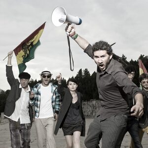 Buy tickets for El Negro at Eventim.RO. El Negro @ Oeticket.com