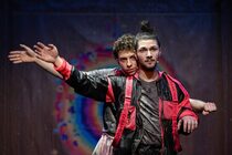 Moarte la Teatrul de Revistă - 3
